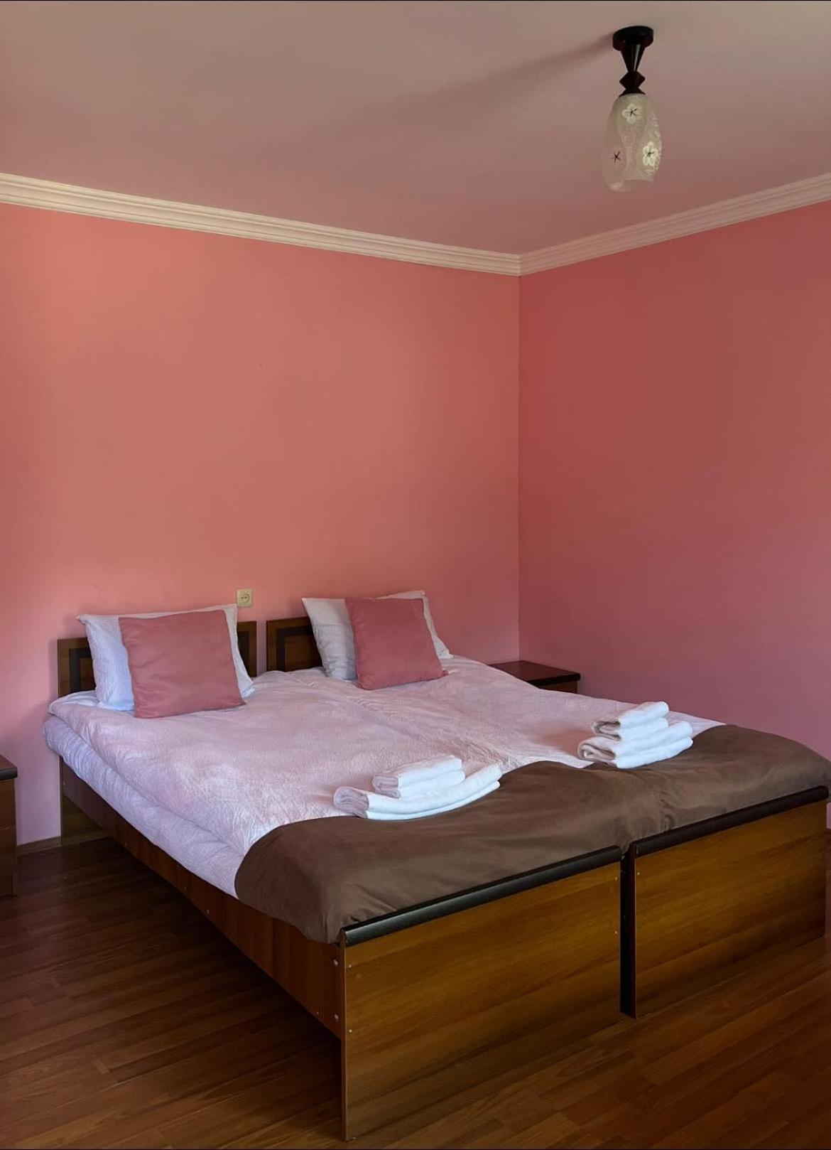 Tirebi Hotel Nakalakevi Ngoại thất bức ảnh